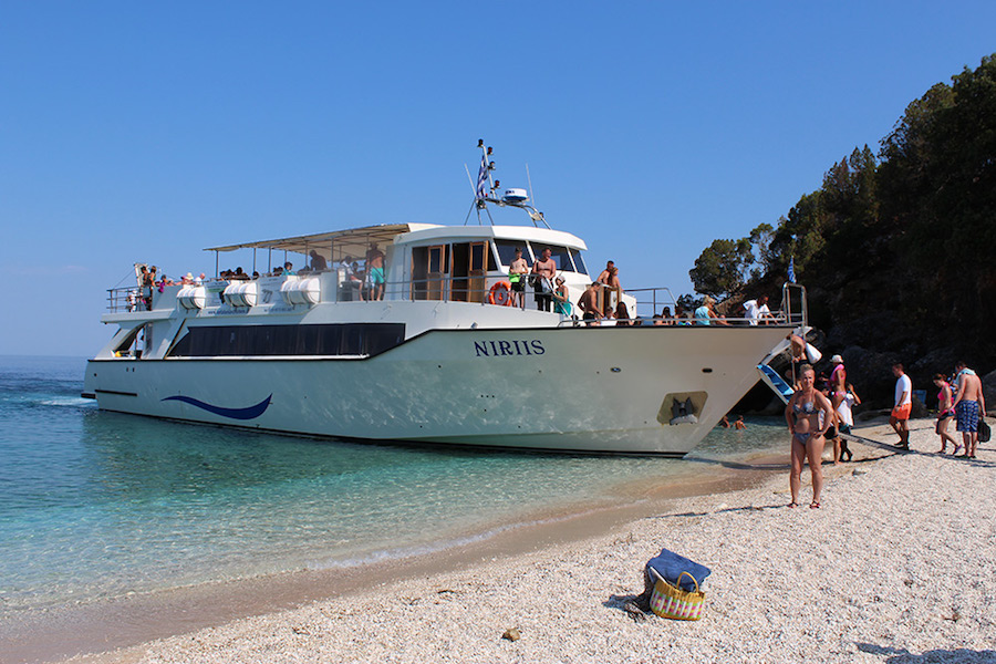 kefalonia boat trip