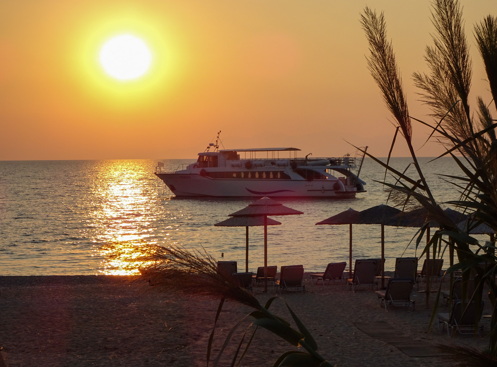 captain vangelis boat trips skala